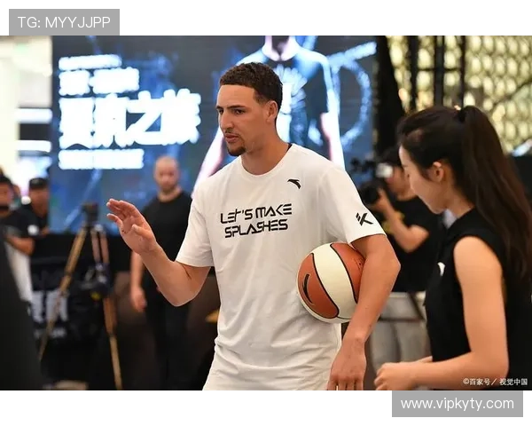 开云体育网球服的材质与设计优势详解，助你在比赛中展现最佳状态